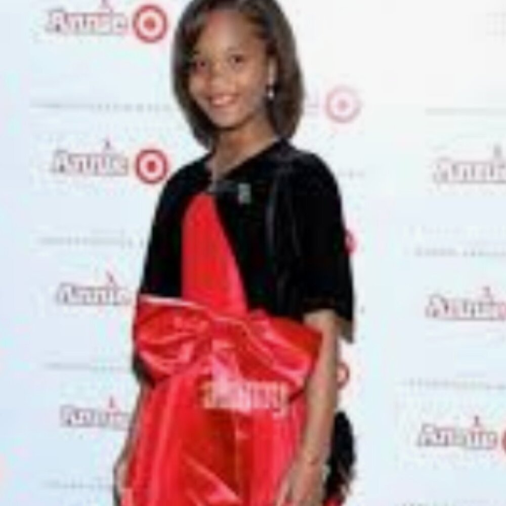 Target "Annie Collection" Black Velvet Capulet w Red Lining Single Button sz 4-5